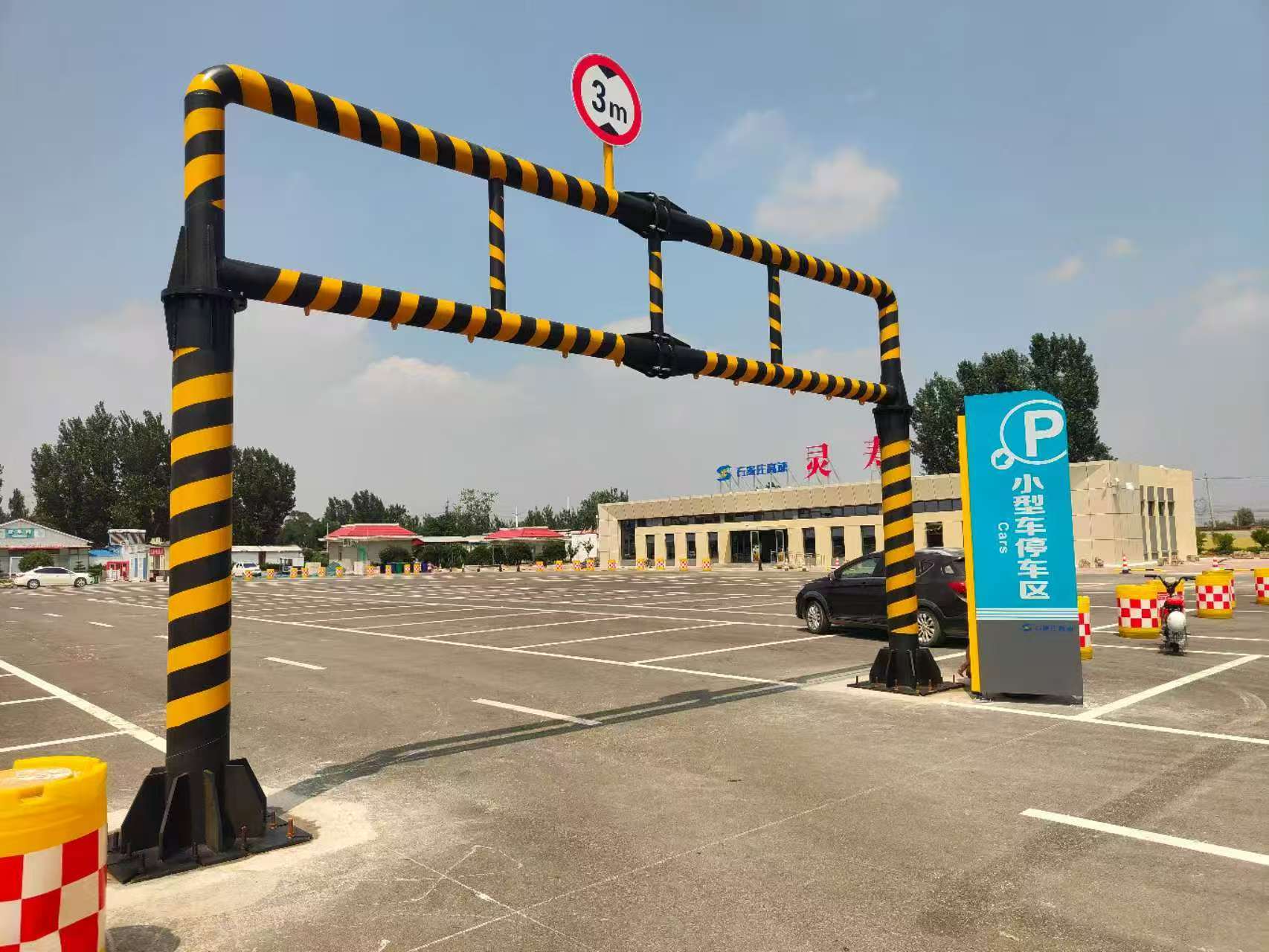 柳州市指路牌限高架 - 方案